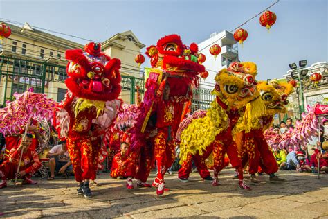 文化祭 出し物 面白い - 伝統と革新の融合を考える